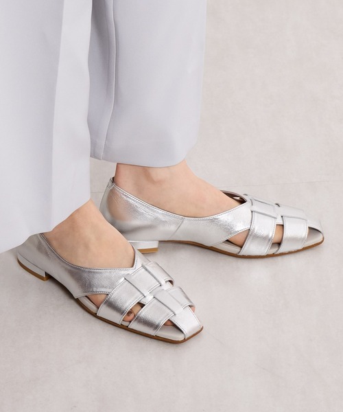 HIMIKO（ヒミコ）の「【Made in Japan】【HIMIKO】グルカパンプス/651104（パンプス・レディース・ブラック/アイボリー/シルバー/イエロー・22.5cm/25.0cm/24.0cm/23.0cm/23.5cm/25.5cm/24.5cm/22.0cm/21.5cm/26.0cm/26.5cm）」の4枚目の写真