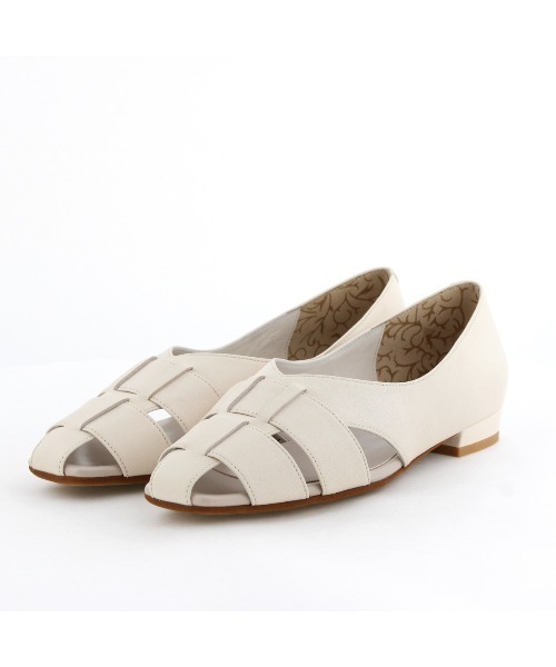 HIMIKO（ヒミコ）の「【Made in Japan】【HIMIKO】グルカパンプス/651104（パンプス・レディース・ブラック/アイボリー/シルバー/イエロー・22.5cm/25.0cm/24.0cm/23.0cm/23.5cm/25.5cm/24.5cm/22.0cm/21.5cm/26.0cm/26.5cm）」の18枚目の写真