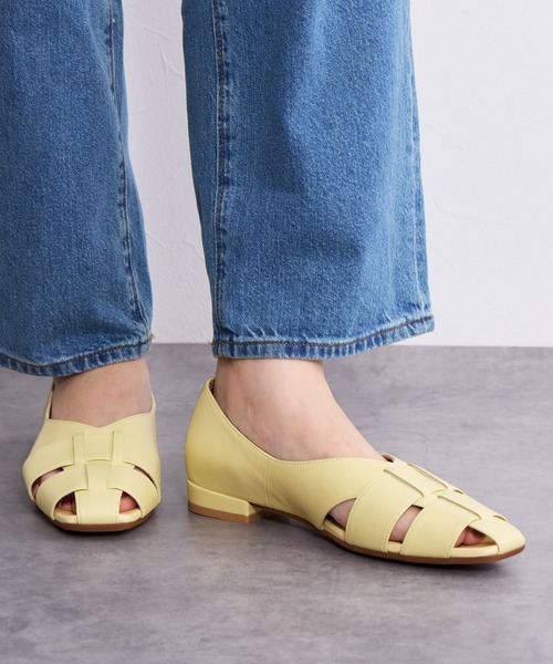 HIMIKO（ヒミコ）の「【Made in Japan】【HIMIKO】グルカパンプス/651104（パンプス・レディース・ブラック/アイボリー/シルバー/イエロー・22.5cm/25.0cm/24.0cm/23.0cm/23.5cm/25.5cm/24.5cm/22.0cm/21.5cm/26.0cm/26.5cm）」の11枚目の写真