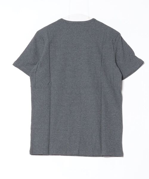 INNOCENT(イノセント)の「『Growth by Grail』ワンポイント針抜きVネックT(Tシャツ/カットソー・メンズ・ブラック/グレー/ホワイト・LARGE/X-LARGE/MEDIUM)」の4枚目の写真