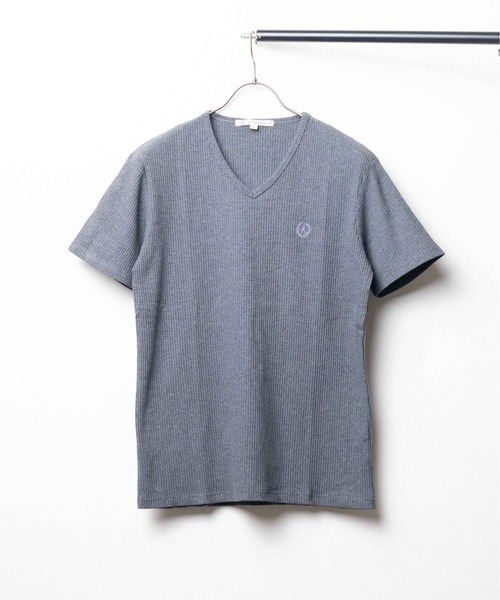 INNOCENT(イノセント)の「『Growth by Grail』ワンポイント針抜きVネックT(Tシャツ/カットソー・メンズ・ブラック/グレー/ホワイト・LARGE/X-LARGE/MEDIUM)」の3枚目の写真