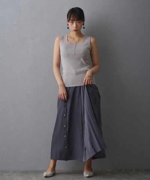 NICOLE white（ニコルホワイト）の「アシメプリーツスカート（スカート・レディース・ブラック/ベージュ/チャコール・FREE）」の9枚目の写真