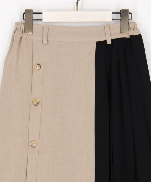 NICOLE white（ニコルホワイト）の「アシメプリーツスカート（スカート・レディース・ブラック/ベージュ/チャコール・FREE）」の20枚目の写真