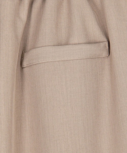 NICOLE white（ニコルホワイト）の「アシメプリーツスカート（スカート・レディース・ブラック/ベージュ/チャコール・FREE）」の22枚目の写真