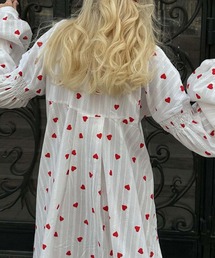 aimoha（アイモハ）の「ハートプリントバルーンスリーブロングシャツワンピース（シャツワンピース）」