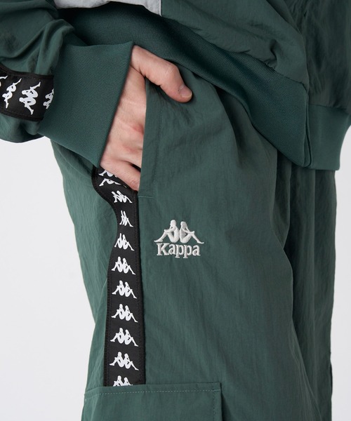 Kappa(カッパ)の「ナイロントラックパンツ (ユニセックス)(その他パンツ・メンズ・グレー/グリーン・MEDIUM/LARGE/X-LARGE)」の10枚目の写真