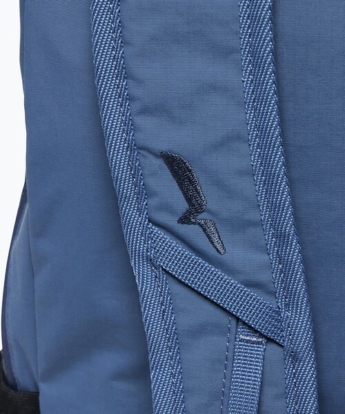 AIGLE(エーグル)の「撥水 コンパクト バックパック(バックパック/リュック・レディース・ライトグリーン/ブルー/ブラック・FREE)」の9枚目の写真