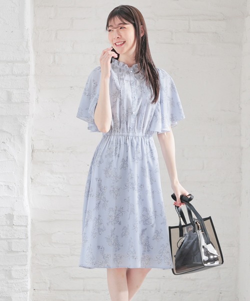 Honeys（ハニーズ）の「フレア袖ワンピース（ワンピース・レディース・ホワイト系その他/サックスブルー系/ベージュ系その他・L/LL/M/S）」の7枚目の写真