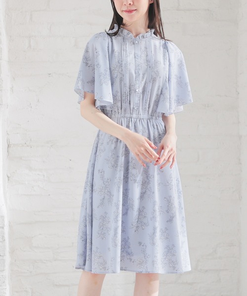 Honeys（ハニーズ）の「フレア袖ワンピース（ワンピース・レディース・ホワイト系その他/サックスブルー系/ベージュ系その他・L/LL/M/S）」の8枚目の写真