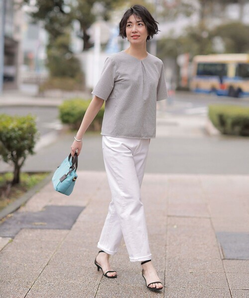 J.PRESS(ジェイプレス)の「【洗える・抗菌防臭・吸水速乾】サッカージャージー ペプラム カットソー(Tシャツ/カットソー・レディース・イエロー系1/ブルー系1/ふじ色系1/ブラウン系1・T13/T15)」の6枚目の写真