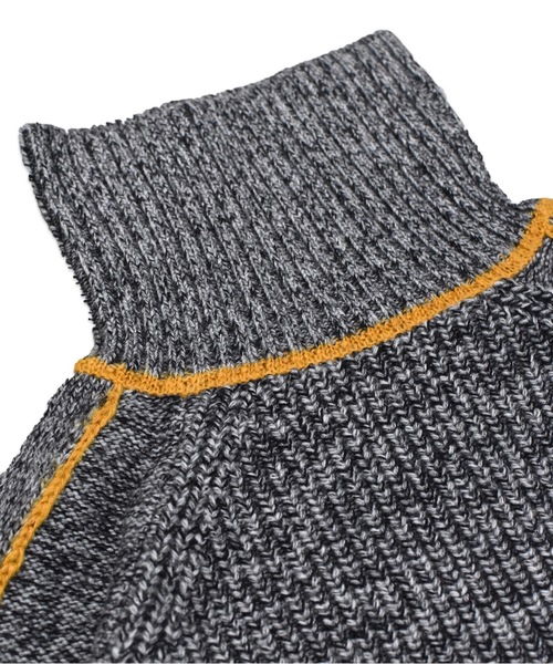 sneeuw(スニュウ)の「ラインタートルニット(ニット/セーター・レディース・ブラック/グリーン・1/3)」の8枚目の写真