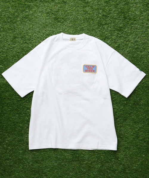 The Endless Summer(エンドレスサマー)の「TES CALIFORNIA DINER EMB BIG T-SHIRT / ビッグシルエットTシャツ(Tシャツ/カットソー・メンズ・ホワイト/ブラック/ブラウン/ネイビー・X-LARGE/LARGE/MEDIUM/SMALL)」の5枚目の写真