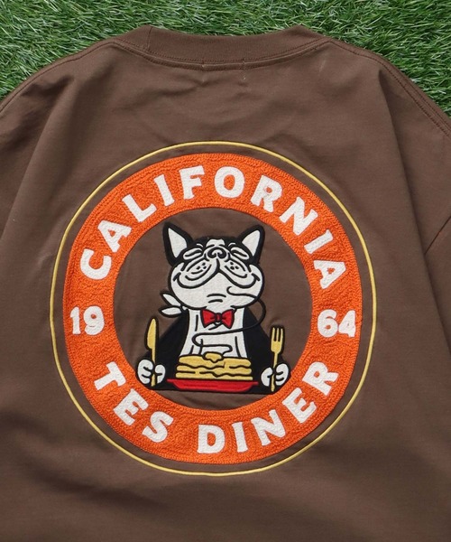 The Endless Summer(エンドレスサマー)の「TES CALIFORNIA DINER EMB BIG T-SHIRT / ビッグシルエットTシャツ(Tシャツ/カットソー・メンズ・ホワイト/ブラック/ブラウン/ネイビー・X-LARGE/LARGE/MEDIUM/SMALL)」の20枚目の写真
