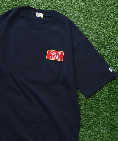 The Endless Summer(エンドレスサマー)の「TES CALIFORNIA DINER EMB BIG T-SHIRT / ビッグシルエットTシャツ(Tシャツ/カットソー・メンズ・ホワイト/ブラック/ブラウン/ネイビー・X-LARGE/LARGE/MEDIUM/SMALL)」の22枚目の写真