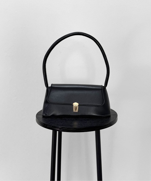 LVEU.(ラブユ.)の「【LVEU.】クラシックハンドバッグ / バッグ 鞄 BAG ハンドバッグ クラシカル フォーマル 合成皮革 合皮 ブラック ZOZOTOWN限定(ハンドバッグ・レディース・ブラック・FREE)」の15枚目の写真