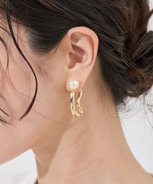 collex(コレックス)の「【dignif】【金属アレルギー対応】パールキャッチウェーブ2WAYピアス(ピアス(両耳用)・レディース・ゴールド/シルバー・フリー)」の16枚目の写真