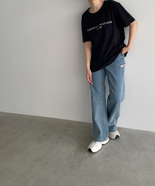 TOMMY HILFIGER（トミーヒルフィガー）の「【TOMMY HILFIGER】Men's Core Tommy Logo Tee（Tシャツ/カットソー・レディース・ホワイト/ブラック/ネイビー/グレー・LARGE）」の15枚目の写真