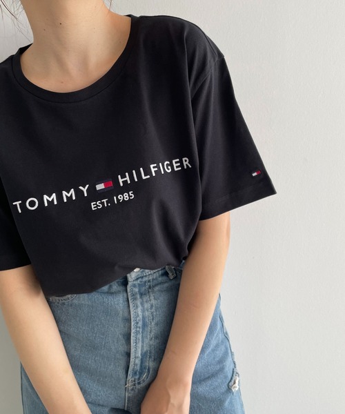 TOMMY HILFIGER（トミーヒルフィガー）の「【TOMMY HILFIGER】Men's Core Tommy Logo Tee（Tシャツ/カットソー・レディース・ホワイト/ブラック/ネイビー/グレー・LARGE）」の19枚目の写真