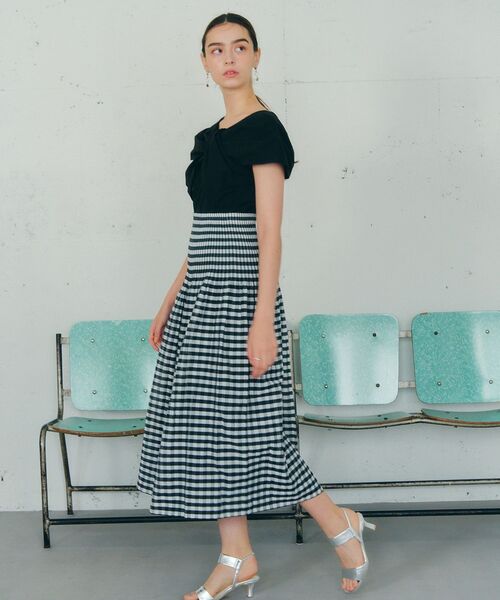 YECCA VECCA（イェッカヴェッカ）の「リボンデザインブラウス（シャツ/ブラウス・レディース・ブルー/ベージュ/ブラック・FREE）」の12枚目の写真