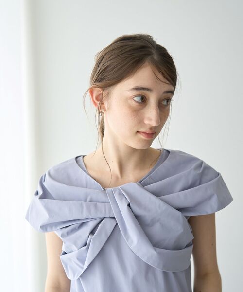 YECCA VECCA（イェッカヴェッカ）の「リボンデザインブラウス（シャツ/ブラウス・レディース・ブルー/ベージュ/ブラック・FREE）」の22枚目の写真