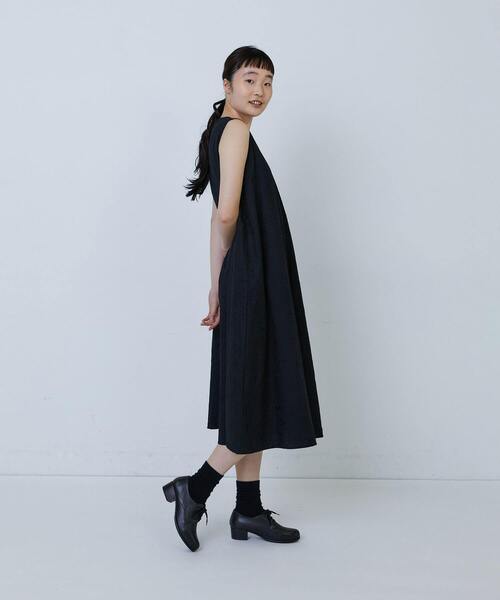 LOISIR（ロワズィール）の「チキンエンブロイダリーAラインワンピース（ワンピース・レディース・ブラック・FREE）」の13枚目の写真