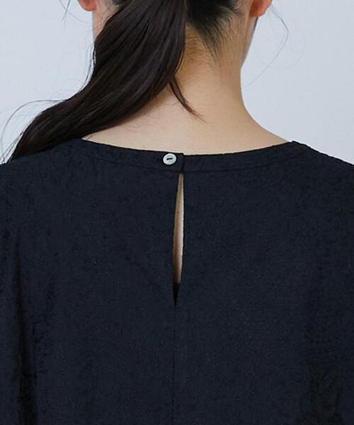 LOISIR（ロワズィール）の「チキンエンブロイダリーAラインワンピース（ワンピース・レディース・ブラック・FREE）」の3枚目の写真