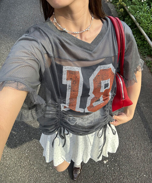 CIAOPANIC(チャオパニック)の「メッシュナンバリングシャーリングTee(Tシャツ/カットソー・レディース・ホワイト/ベージュ/チャコールグレー/ブルー・ONE SIZE)」の20枚目の写真