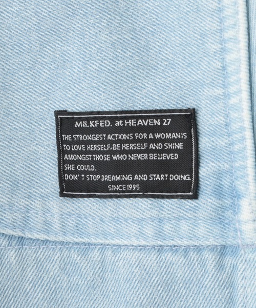 MILKFED.（ミルクフェド）の「WIDE DENIM SHIRT（シャツ/ブラウス・レディース・ブラック/ライトブルー・S/M）」の11枚目の写真