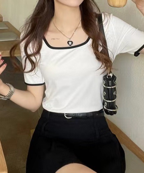 deux amour(ドゥーザムール)の「バインダー配色スクエア半袖Tシャツ(Tシャツ/カットソー・レディース・ブラック/アイボリー/ホワイト/ブラウン・FREE)」の5枚目の写真