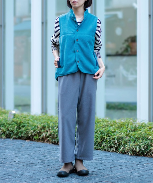 D.M.G.（ドミンゴ）の「[D.M.G / ディーエムジー] 両面起毛フリース ベスト（ベスト・レディース・ブラウン/ブルー/チャコールグレー・3/2）」の5枚目の写真