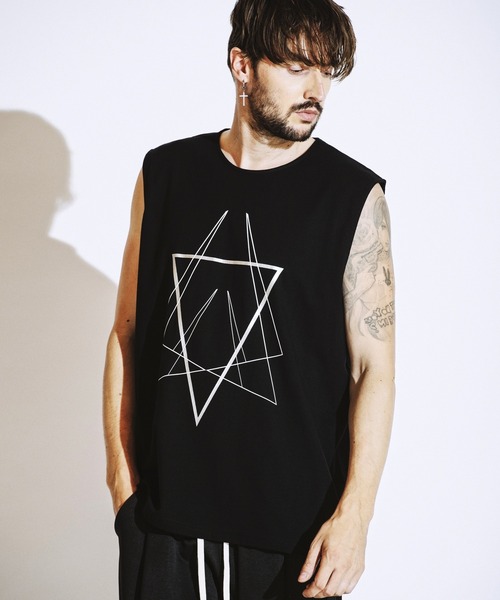 NO ID.（ノーアイディ）の「【NO ID.】Geometric Print Sleeveless Big Pullover / ジオメトリック プリント スリーブレス ビッグ プルオーバー（タンクトップ・メンズ・ホワイト/グレー/ブラック・ONE SIZE）」の8枚目の写真