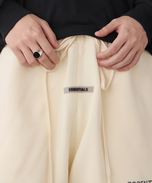 FOG ESSENTIALS(エフオージーエッセンシャルズ)の「FOG ESSENTIALS/エッセンシャルズ RLCT SWEAT SHORTS スウェットショーツ(スウェットパンツ・メンズ・ブラック/タン/セージグリーン/クリーム・XL/L)」の14枚目の写真