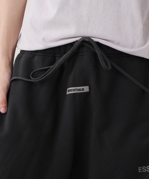 FOG ESSENTIALS(エフオージーエッセンシャルズ)の「FOG ESSENTIALS/エッセンシャルズ RLCT SWEAT SHORTS スウェットショーツ(スウェットパンツ・メンズ・ブラック/タン/セージグリーン/クリーム・XL/L)」の7枚目の写真