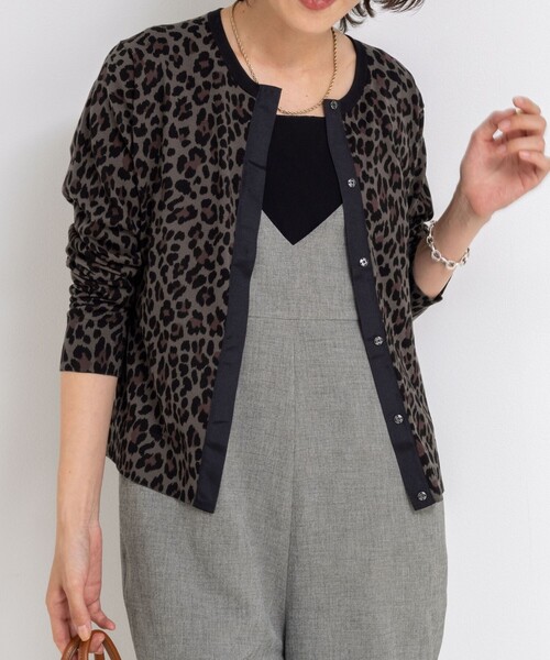 Rie Miller(リエミラー)の「《手洗い可能》ヒョウ柄クルーネックカーディガン(カーディガン/ボレロ・レディース・ベージュ系その他3/ブラック系その他3・38)」の2枚目の写真