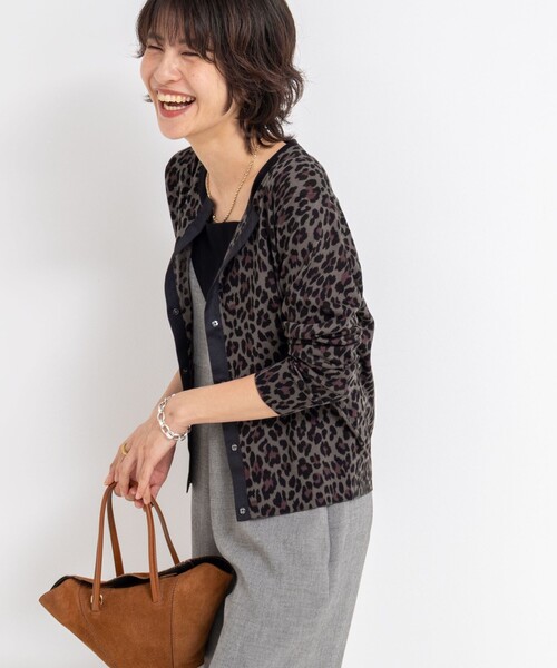 Rie Miller(リエミラー)の「《手洗い可能》ヒョウ柄クルーネックカーディガン(カーディガン/ボレロ・レディース・ベージュ系その他3/ブラック系その他3・38)」の4枚目の写真