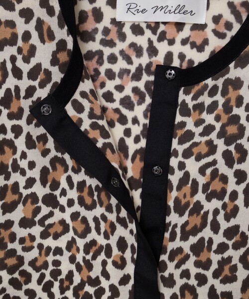 Rie Miller(リエミラー)の「《手洗い可能》ヒョウ柄クルーネックカーディガン(カーディガン/ボレロ・レディース・ベージュ系その他3/ブラック系その他3・38)」の19枚目の写真