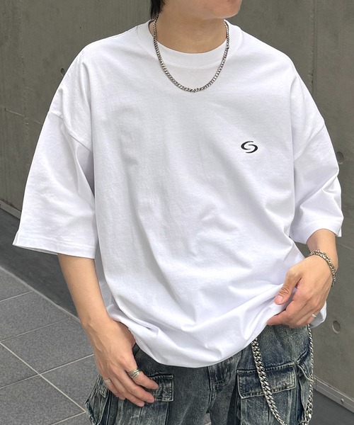 ILL'S(イルズ)の「ビッグシルエット ワンポイント刺繍 裾ドローコード Tシャツ カットソー ユニセックス(Tシャツ/カットソー・メンズ・ブラック/ブルー/ホワイト・M/L)」の2枚目の写真