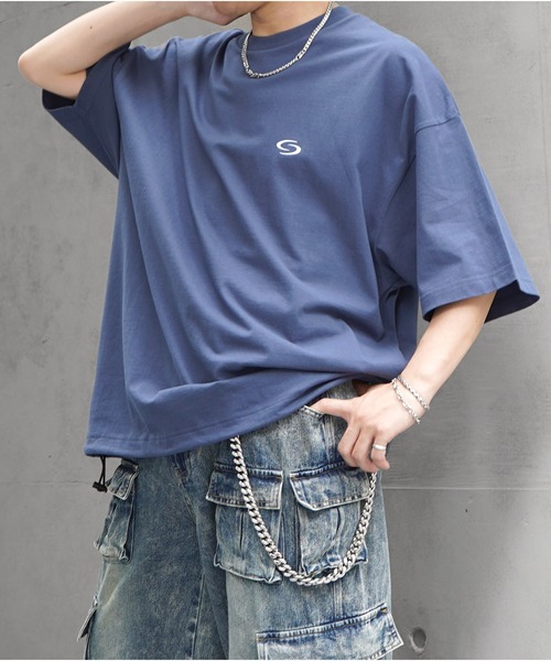 ILL'S(イルズ)の「ビッグシルエット ワンポイント刺繍 裾ドローコード Tシャツ カットソー ユニセックス(Tシャツ/カットソー・メンズ・ブラック/ブルー/ホワイト・M/L)」の1枚目の写真