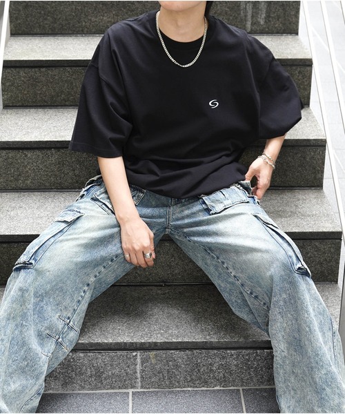 ILL'S(イルズ)の「ビッグシルエット ワンポイント刺繍 裾ドローコード Tシャツ カットソー ユニセックス(Tシャツ/カットソー・メンズ・ブラック/ブルー/ホワイト・M/L)」の6枚目の写真