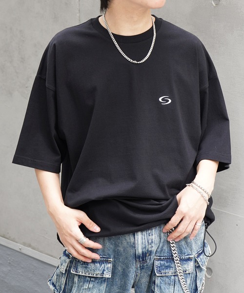 ILL'S(イルズ)の「ビッグシルエット ワンポイント刺繍 裾ドローコード Tシャツ カットソー ユニセックス(Tシャツ/カットソー・メンズ・ブラック/ブルー/ホワイト・M/L)」の16枚目の写真
