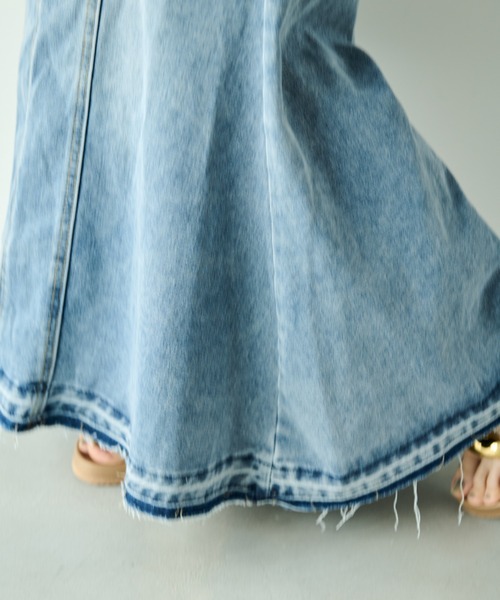 Shelly island（シェリーアイランド）の「デニムフレアロングスカート（デニムスカート・レディース・ブルー・M）」の8枚目の写真