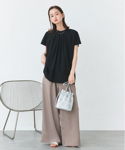 ad thie(アドティエ)の「ジョーゼット フロントタック フレンチスリーブブラウス(シャツ/ブラウス・レディース・ブラック/グレー系/オフホワイト・FREE)」の19枚目の写真