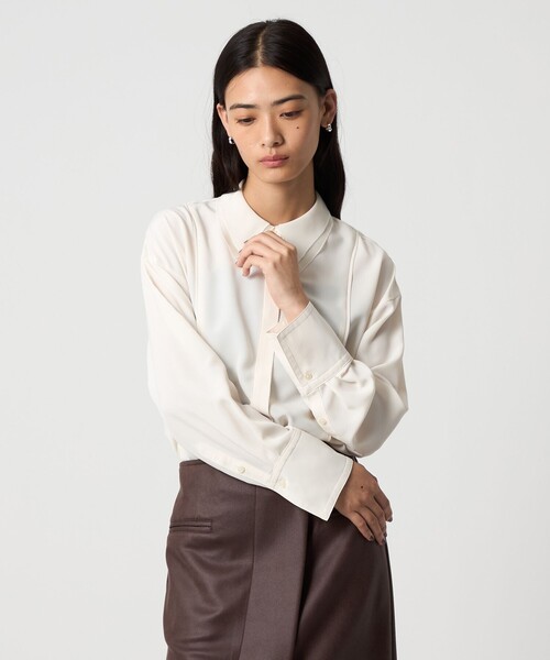 EMMEL REFINES（エメルリファインズ）の「＜EMMEL REFINES＞EM レイヤー トロミ シャツ（シャツ/ブラウス・レディース・ベージュ/オフホワイト・FREE）」の12枚目の写真