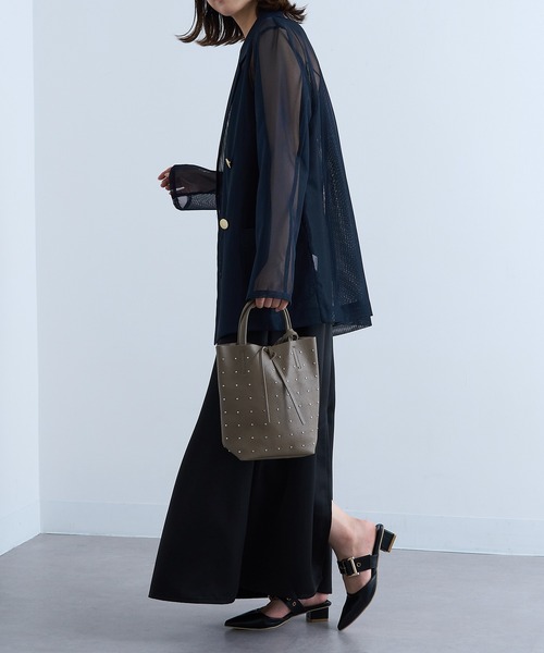 MARLON FIRENZE(マーロンフィレンツェ)の「【MARLON FIRENZE】イタリアンレザー スタッズトートバッグ(トートバッグ・レディース・グレイッシュベージュ/ブラック・FREE)」の12枚目の写真