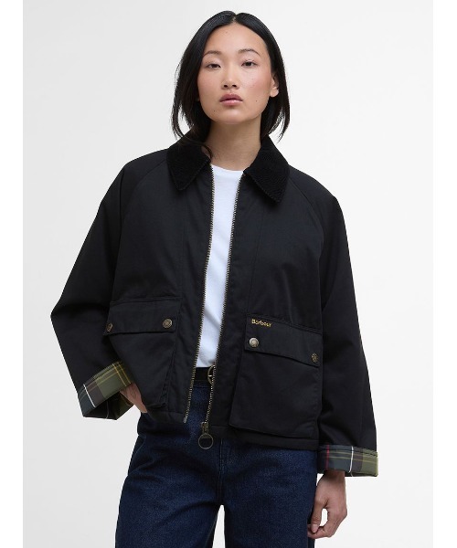 Barbour（バブアー）の「Winnie ノンワックス 中綿 ジャケット（レディース）（ブルゾン・レディース・ブラック/グリーン/ベージュ・8/10/6）」の3枚目の写真