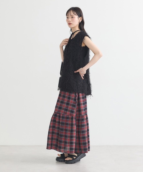 earth music&ecology(アースミュージックアンドエコロジー)の「ふさふさベスト(ベスト・レディース・アイボリー/グレイッシュベージュ/ブラック・FREE)」の17枚目の写真