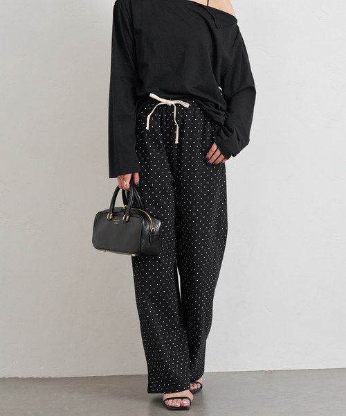 U by SPICK&SPAN(ユーバイスピックアンドスパン)の「《追加2》プリント天竺ストレートパンツ(スウェットパンツ・レディース・ライトグレー/ブラック・36/38)」の4枚目の写真