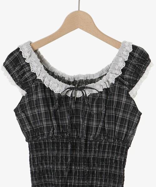 MAJESTIC LEGON(マジェスティックレゴン)の「バイカラープチフリルブラウス(シャツ/ブラウス・レディース・ブラック/ホワイト系その他/ブラック系その他・MEDIUM)」の14枚目の写真