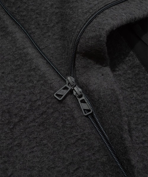 F/CE. （エフシーイー）の「F/CE. NAPPING WOOL ASYMMETRY SHORT JACKET / エフシーイー  ナッピング ウール アシンメトリー ショート ジャケット（ブルゾン・メンズ・チャコール/ブラック・SMALL）」の10枚目の写真