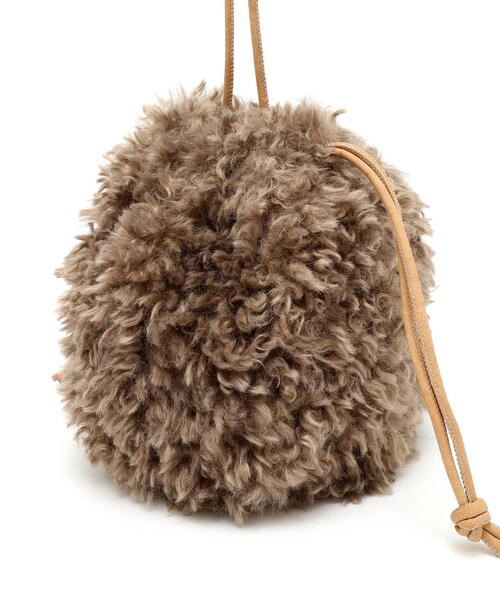 human woman（ヒューマンウーマン）の「◆ドローストリングバッグ（ハンドバッグ・レディース・ベージュ・ﾌﾘ-）」の6枚目の写真